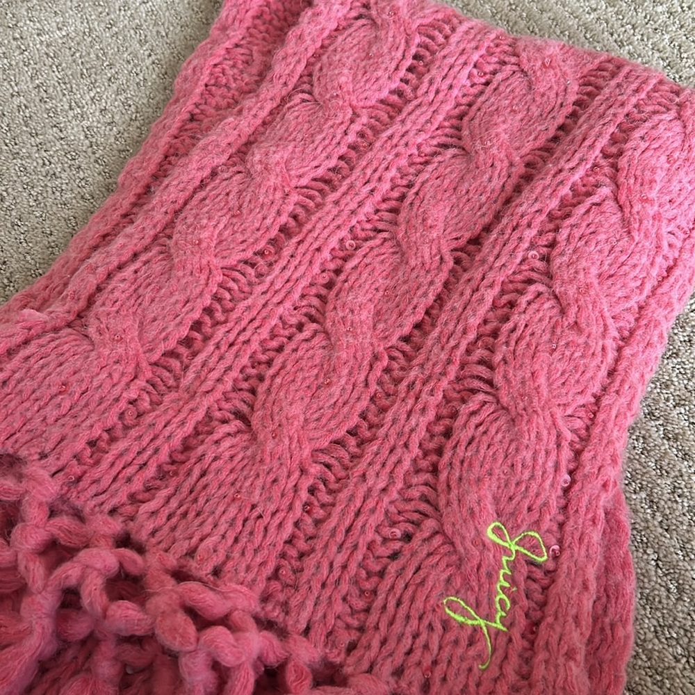 Juicy Couture vintage pink long scarf 🧣- one size